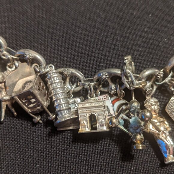 Sterling Silver Charm Bracelet 27 Sterling Charms Travel 64.8 Grams 7.5" Vintage - Picture 10 of 16